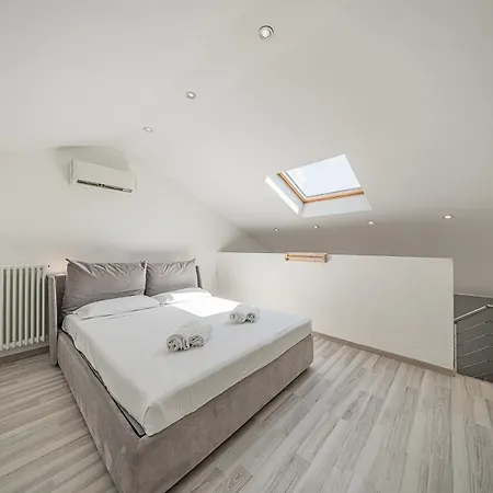 Apartmán Sky Loft - Terrazza Con Vista - Ac - Ascensore *